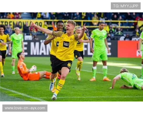 多特蒙德中前场在比赛中成为焦点 多特蒙德中前场在比赛中成为焦点