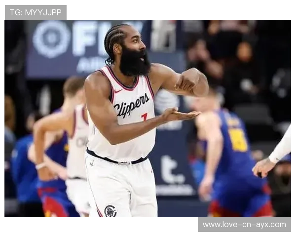 哈登关键助攻连连,快船末节掌控比赛